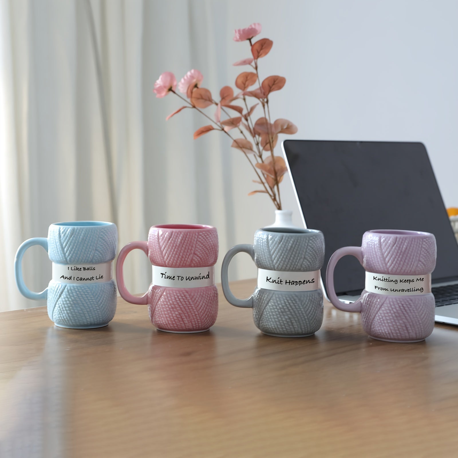 Keramiktasse im Strickdesign
