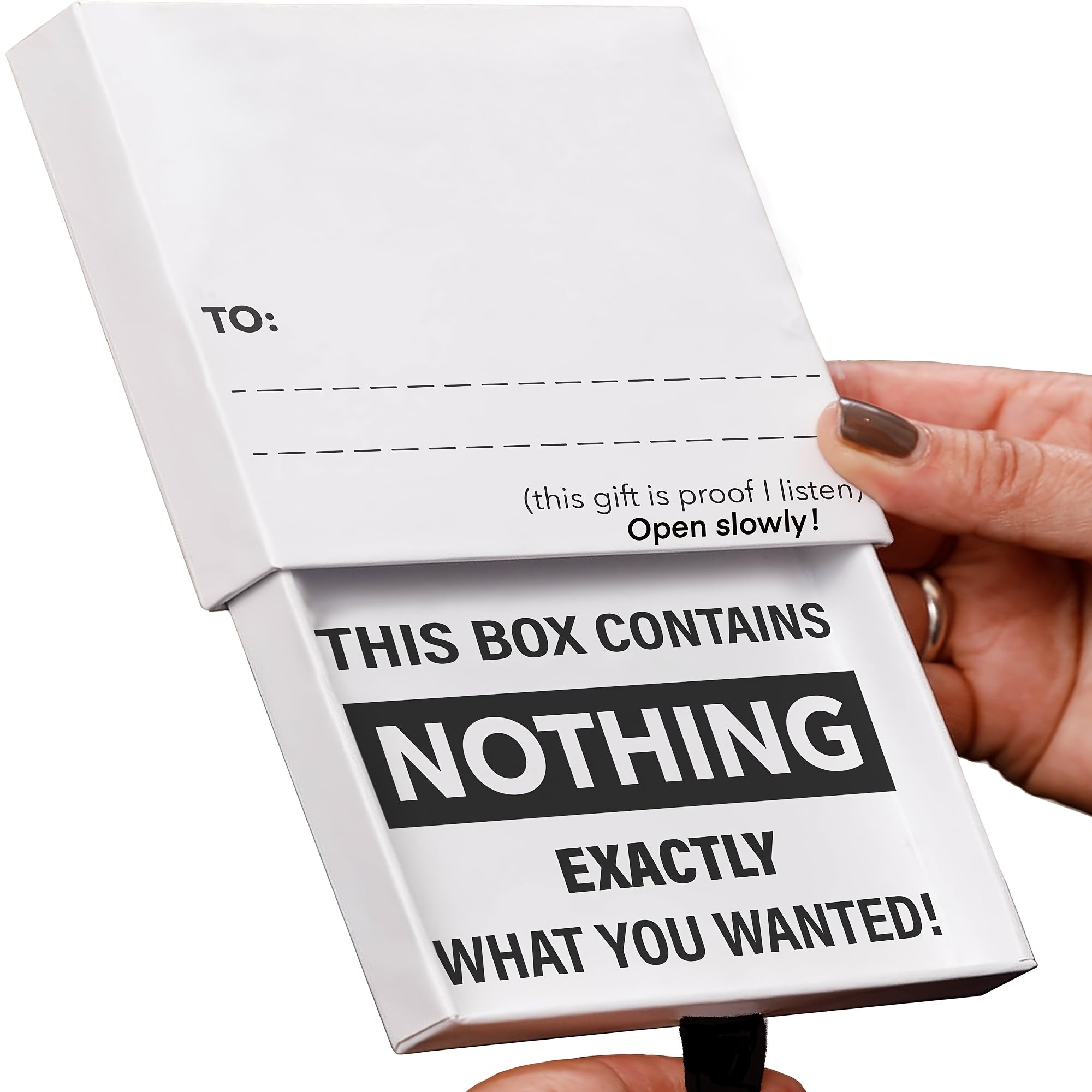 Scherz-Geschenkbox – „This Box Contains Nothing“